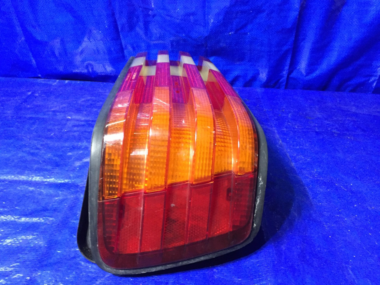 OEM 1986 1987 88 89 90 MERCEDES W126 280 380 560 SEL PASSENGER RIGHT TAIL LIGHT5