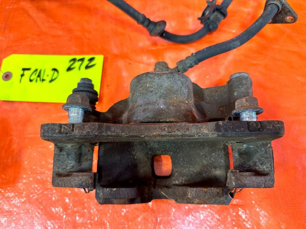 93 97 HONDA DEL SOL S SI   FRONT BRAKE CALIPERS   LEFT RIGHT CALIPER SET OEM 27216