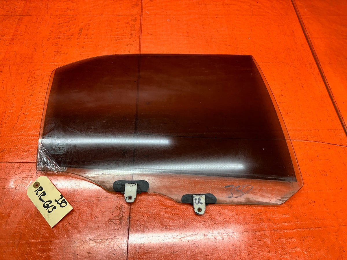 96-00 HONDA CIVIC 4D SEDAN RIGHT PASSENGER REAR DOOR WINDOW GLASS OEM #3500