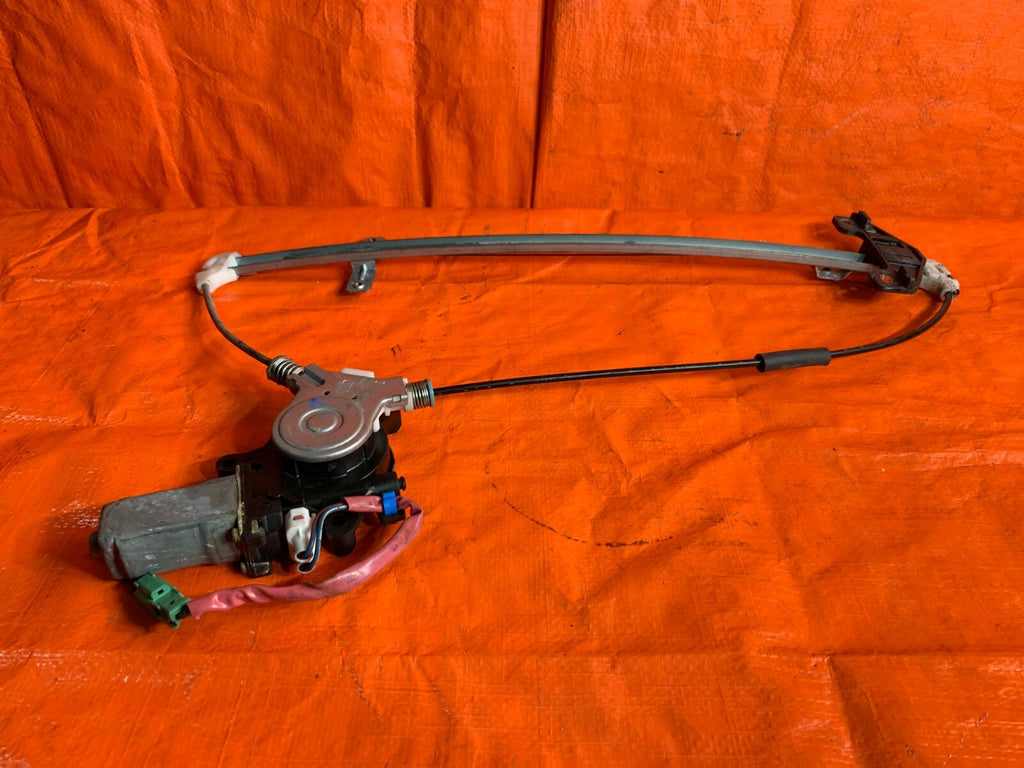 2004 04 HONDA CR V CRV 4WD   DRIVER LEFT REAR WINDOW REGULATOR AND MOTOR7