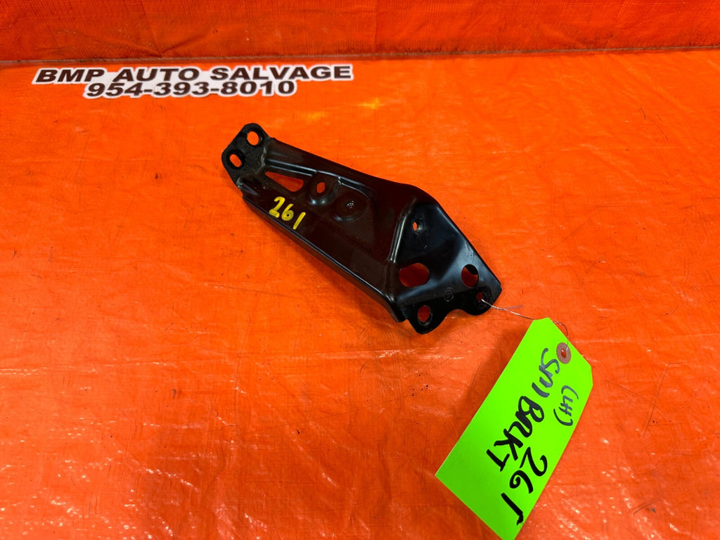 02 10 LEXUS SC430   DRIVER LEFT METAL MOUNTING BRACKET   OEM #2610