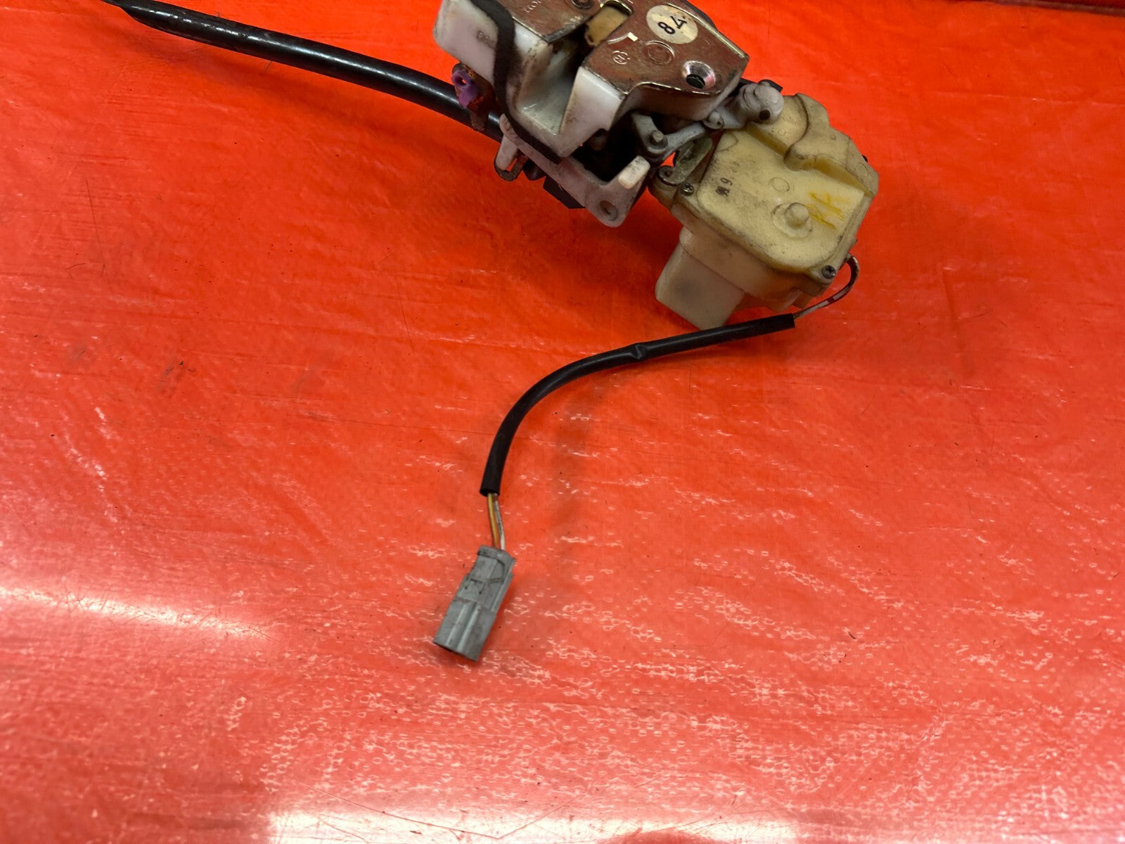 94 01 INTEGRA SEDAN   PASSENGER RIGHT REAR DOOR LOCK ACTUATOR   OEM FACTORY #2282