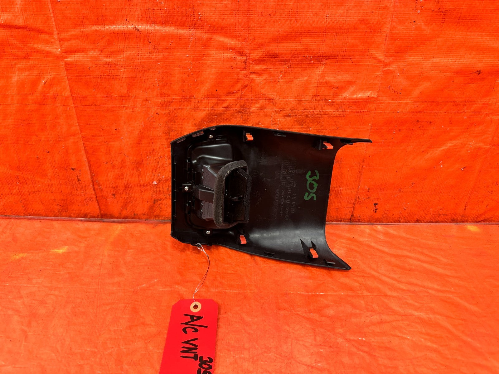 11 14 ACURA TSX   BEHIND THE ARM REST CENTER CONSOLE AC VENT   OEM #3052
