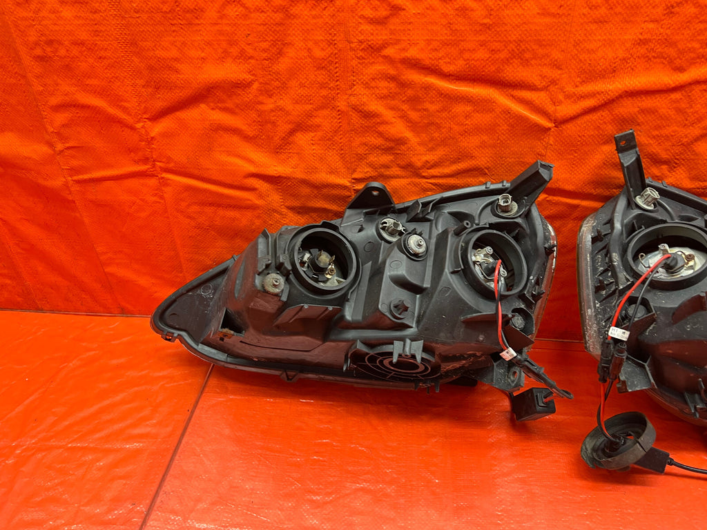 02 04 ACURA RSX   AFTERMARKET BRAND BLACK HOUSING HEADLIGHTS   LEFT & RIGHT #17122