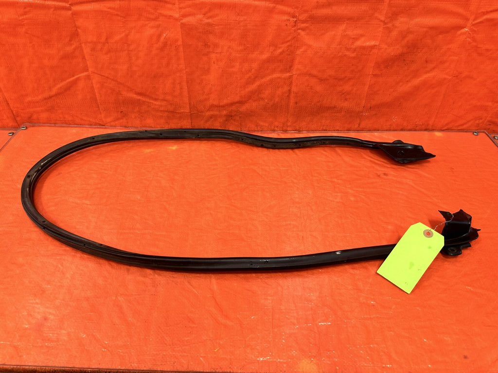 00 09 HONDA S2000 PASSENGER RIGHT DOOR WEATHER STRIP TRIM SEAL GASKET   OEM 29010