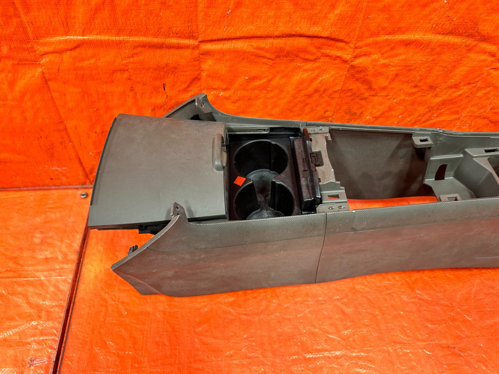 02 06 ACURA RSX   ARM REST CENTER CONSOLE ASSEMBLY   TAN IN COLOR   OEM #2125