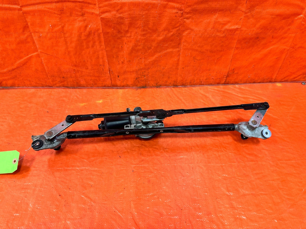10 16 HYUNDAI GENESIS COUPE WINDSHIELD WIPER MOTOR W/ LINKAGE COMPLETE OEM 2999