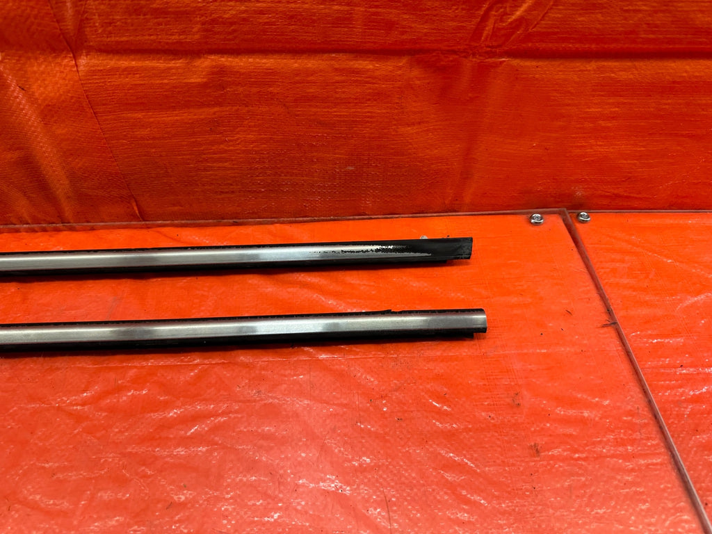 92 93 HONDA CIVIC COUPE & HATCH / EXTERIOR DOOR WINDOW GLASS TRIM SET LEFT RIGHT3