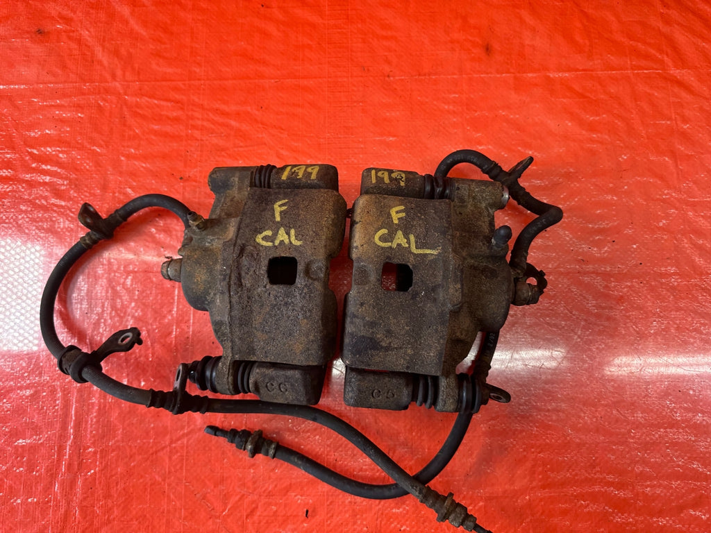92 93 HONDA CIVIC HATCHBACK   FRONT BRAKE CALIPERS   LEFT RIGHT CALIPER OEM #1997