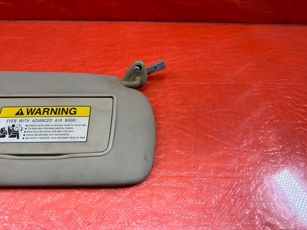 04 05 ACURA TSX   SUN VISOR   PASSENGER RIGHT SIDE   TAN COLOR   OEM #19610