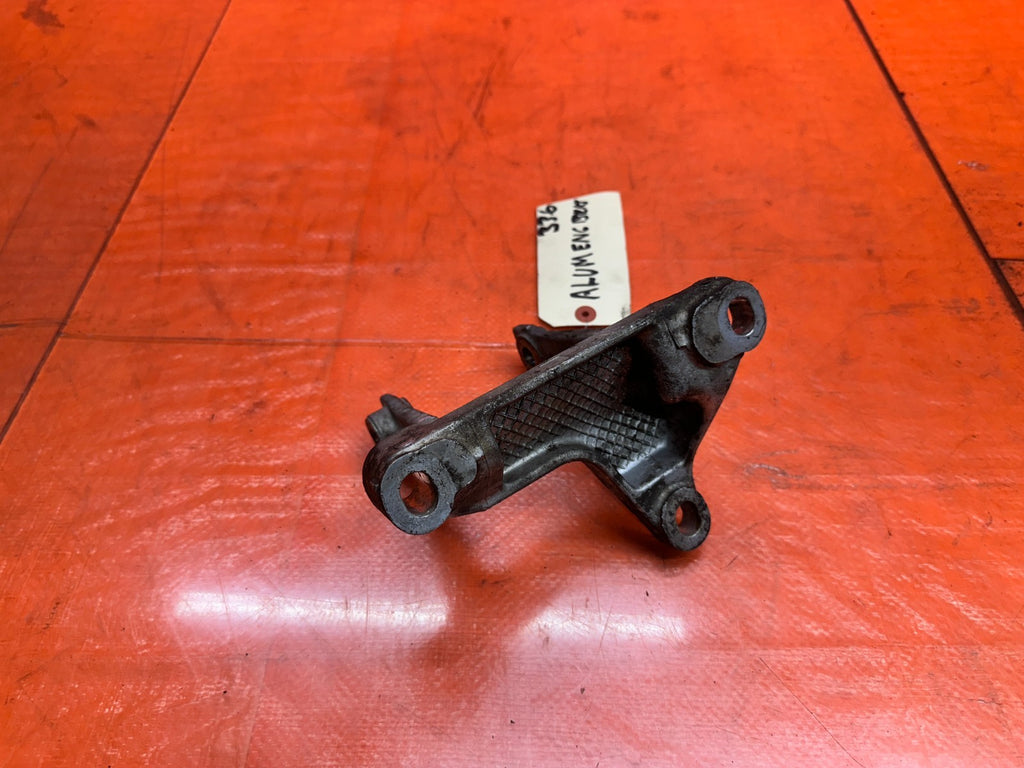 97 01 HONDA PRELUDE 2.2L MT MANUAL TRANSMISSION ALUMINUM MOUNT BRACKET OEM #3365