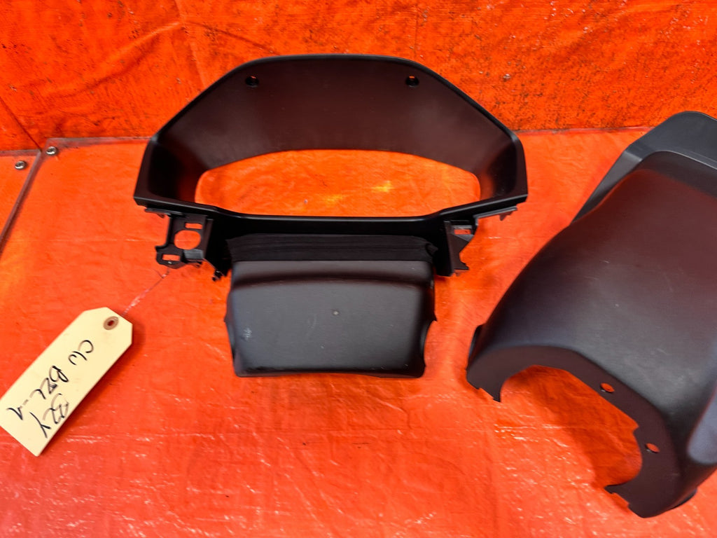 18 21 HONDA ACCORD KEY IGNITION STEERING COLUMN COVER TOP BOTTOMW/ BEZEL OEM 3247
