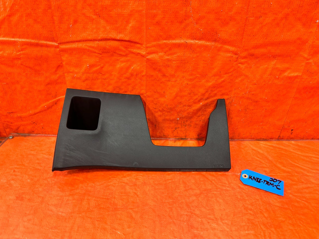 06 11 HONDA CIVIC   KNEE TRIM UNDER STEERING COLUMN LOWER COVER   OEM #3070