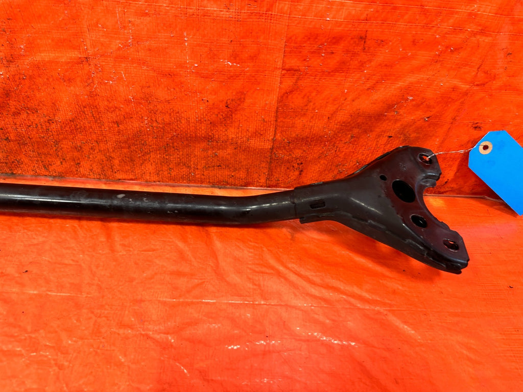 09 14 ACURA TSX 2.4L   FRONT STRUT SHOCK TOWER REINFORCEMENT BAR   OEM #32110