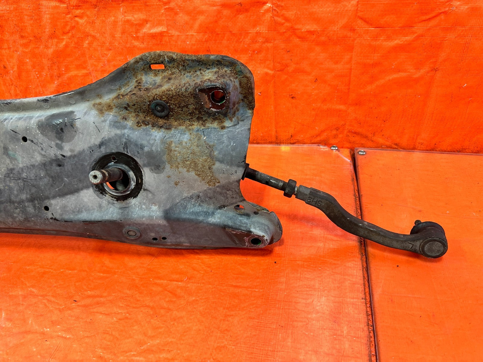 90 91 HONDA CIVIC HATCHBACK   FRONT SUBFRAME FRONT PORTION   OEM 32515
