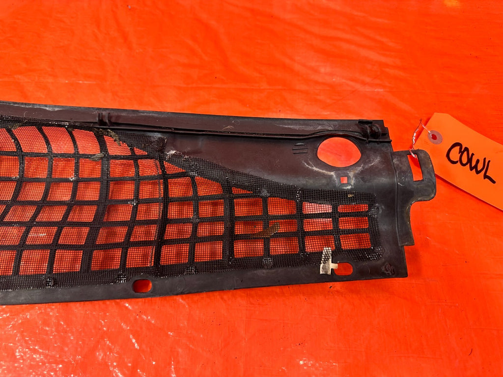 92 00 LEXUS SC300   WIPER COWL TRIM   DRIVER LEFT SIDE   OEM FACTORY #2768
