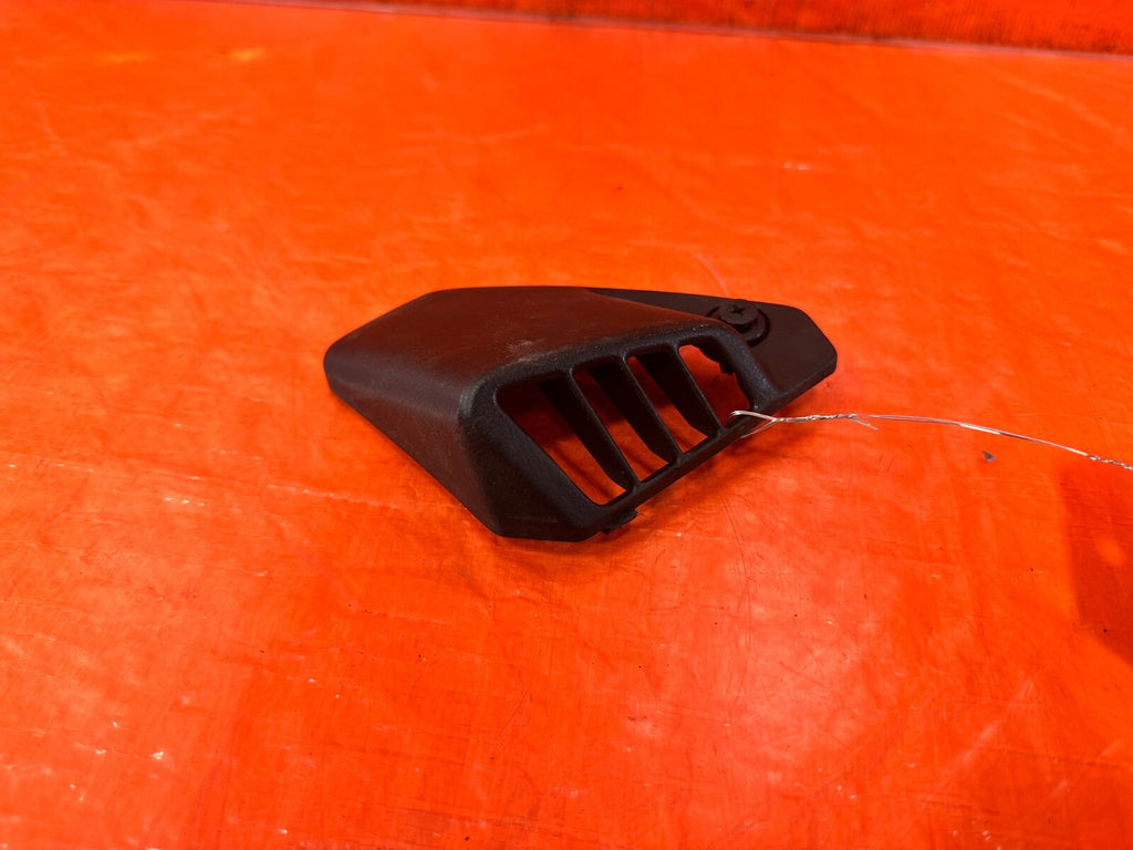 88 91 HONDA CRX   LEFT DASH DEFROSTER VENT   OEM FACTORY #2772