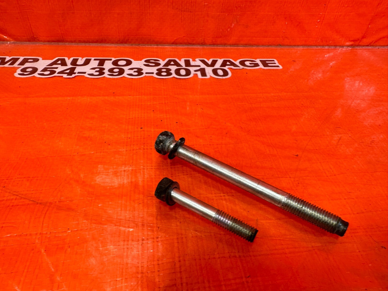 08 15 INFINITI G37 & Q60 COUPE   VQ37VHR POWER STEERING PUMP BOLTS   OEM 2455