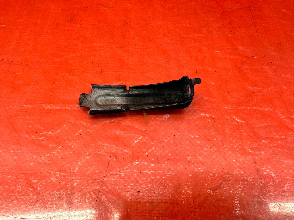04 08 ACURA TSX   POWER STEERING PUMP TANK BOTTLE MOUNTING BRACKET   OEM #1966