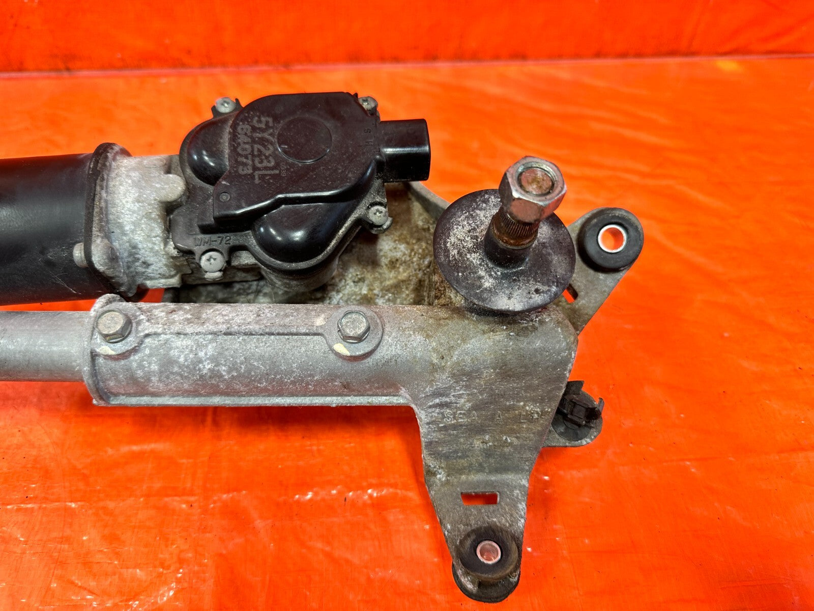 04 08 ACURA TSX   WINDSHIELD WIPER MOTOR W/ LINKAGE   OEM FACTORY #2759
