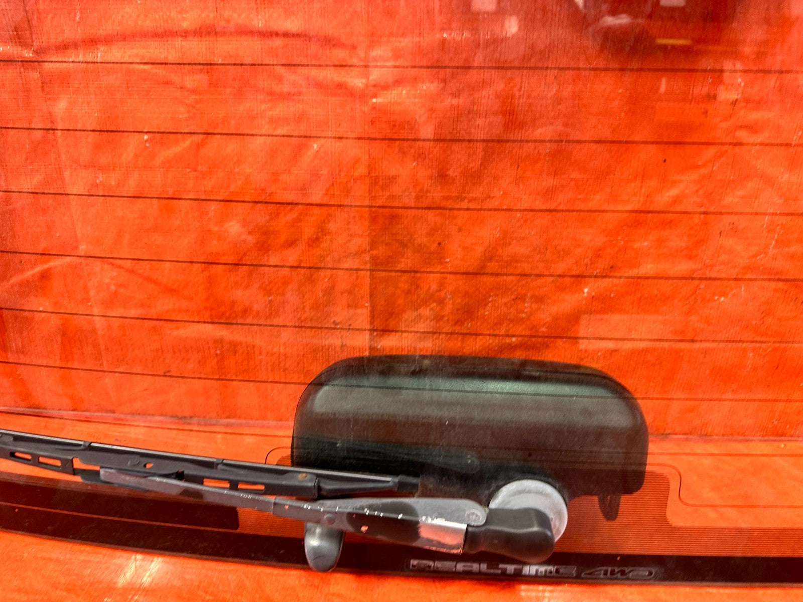 97 01 HONDA CR V CRV   REAR HATCH WINDSHIELD W/ GLASS AND WIPER   OEM 3017