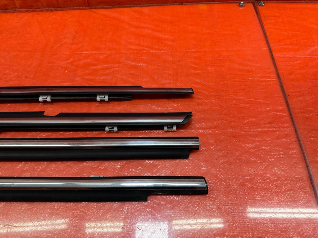 08 15 LANCER EVOLUTION X EVO 10 LEFT RIGHT FRONT REAR CHROME DOOR GLASS TRIM 2144