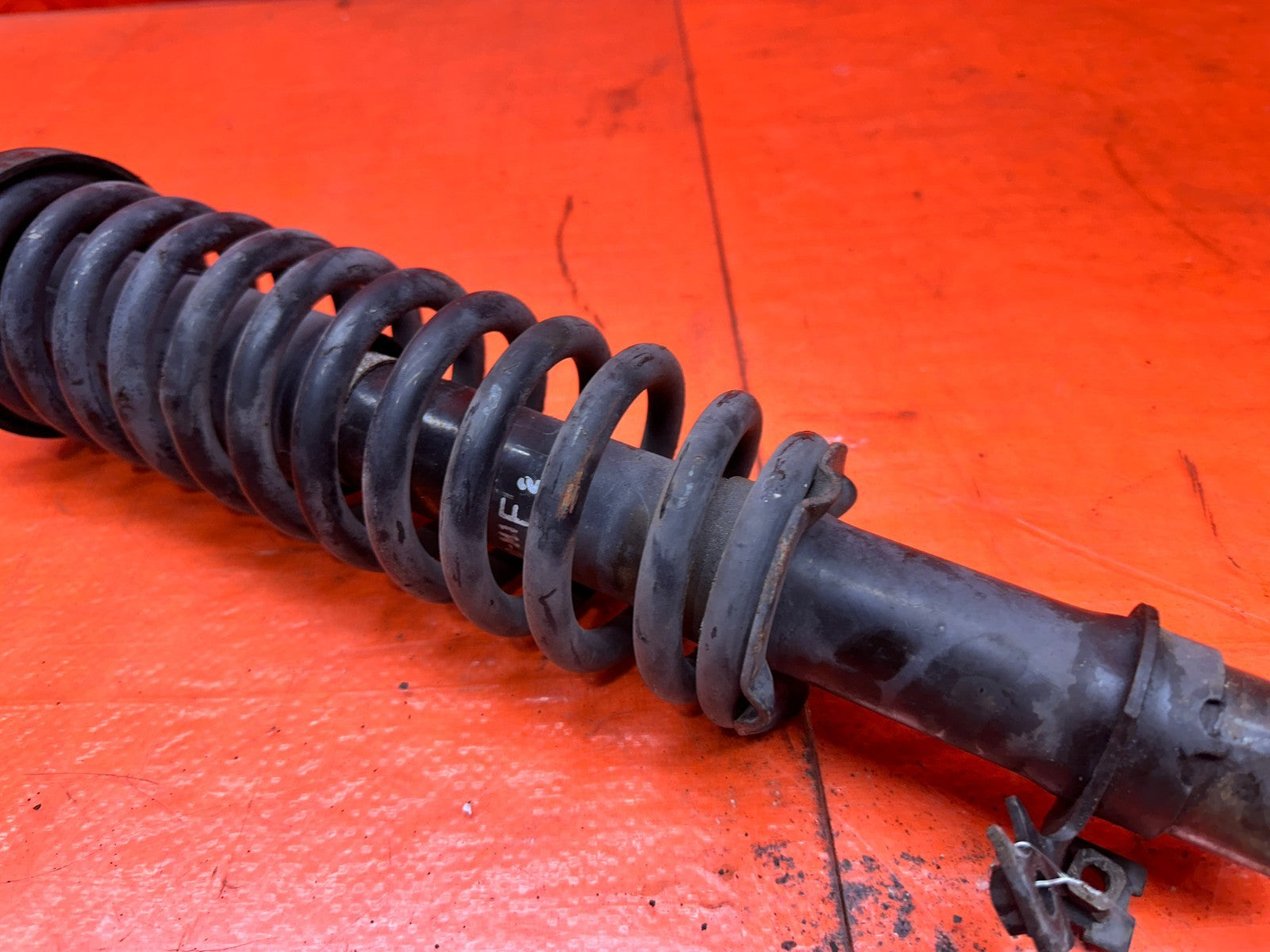 92 95 HONDA CIVIC 1.6L   DRIVER LEFT FRONT SHOCK STRUT SUSPENSION   OEM #3338