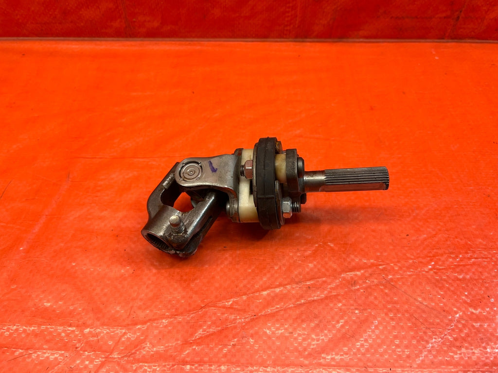 08 12 HONDA ACCORD   STEERING COLUMN TO RACK U / B JOINT SWIVEL YOKE CONNECTOR0