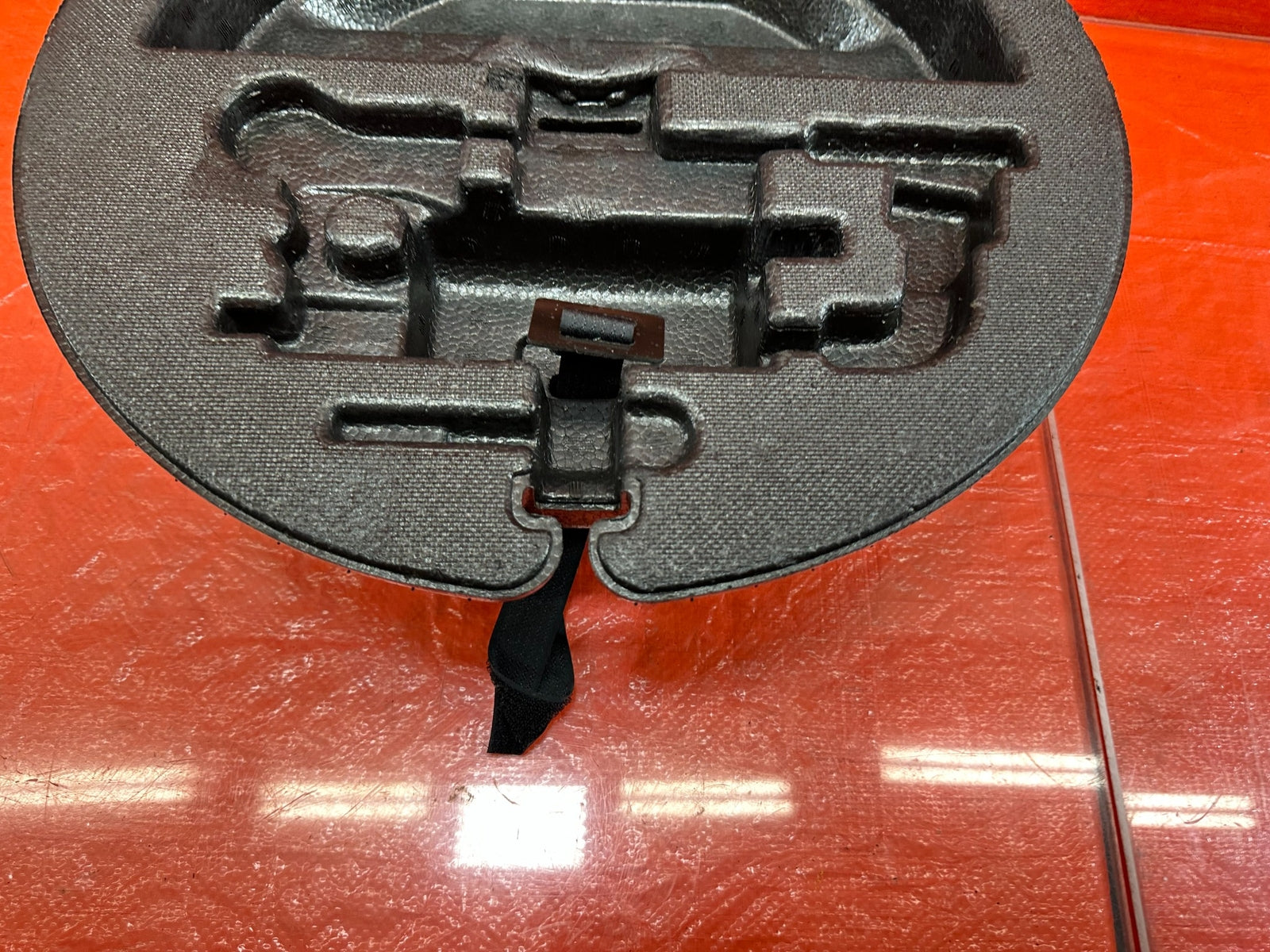 08 15 INFINITI G37 & Q60    2D COUPE   SPARE TIRE FOAM TRAY TOOL KIT HOLDER #2074