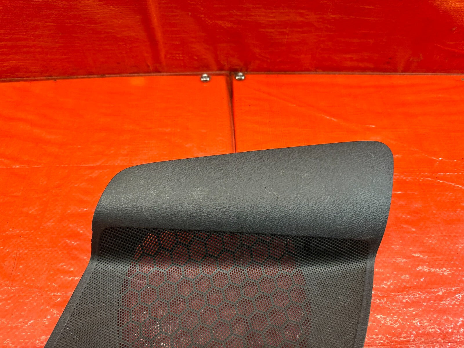 02 05 HONDA CIVIC SI EP3 HATCHBACK REAR SPEAKER COVER TRIM   RIGHT SIDE OEM #2136