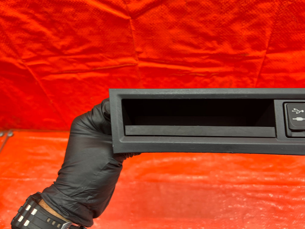 13 16 SCION FRS   STORAGE TRAY COMPARTMENT BOX POCKET W/ HEADHPONE JACK OEM #1646