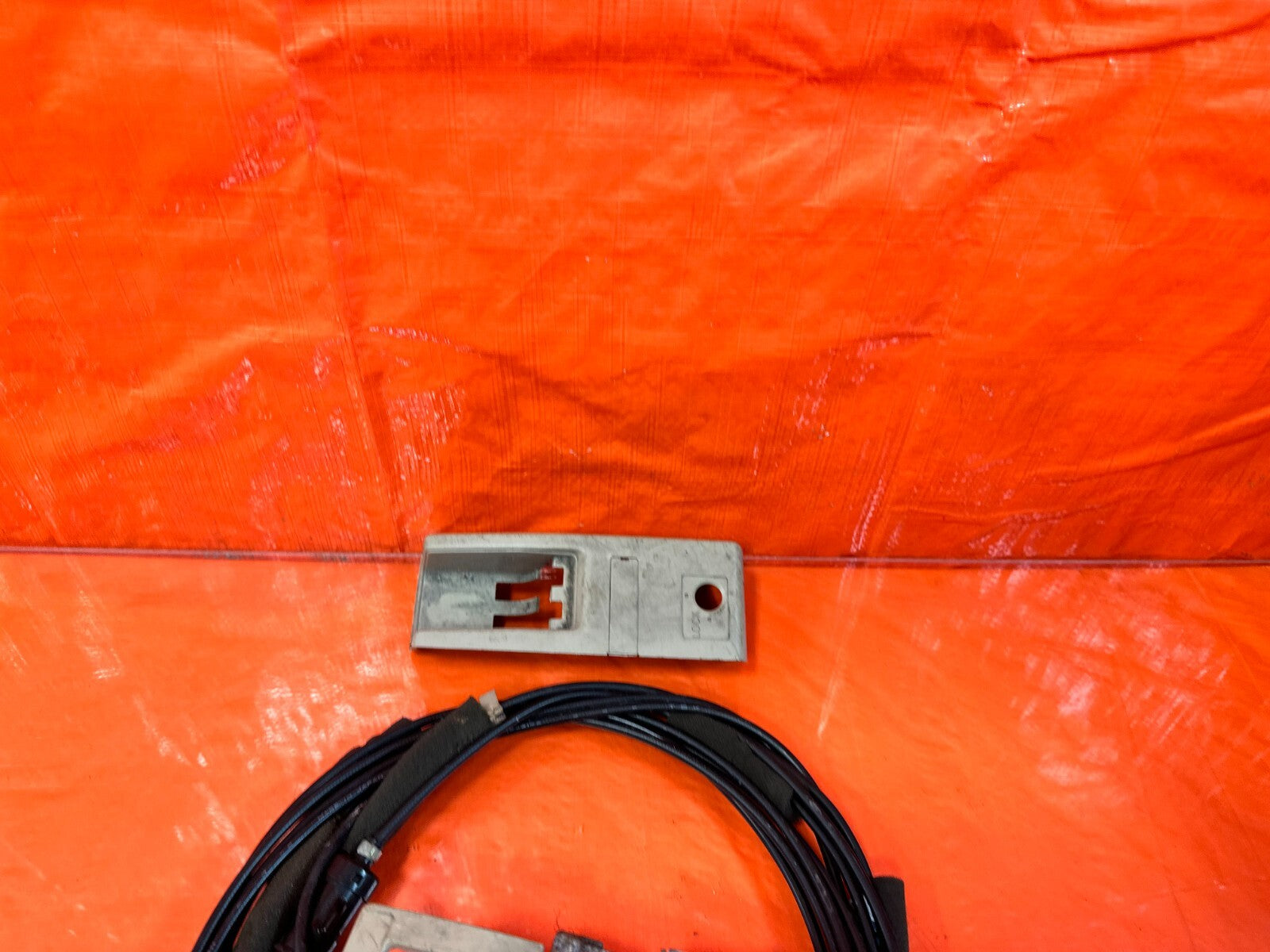 92 96 HONDA PRELUDE   GAS FUEL RELEASE & TRUNK HATCH RELEASE WIRE CABLE OEM #2739