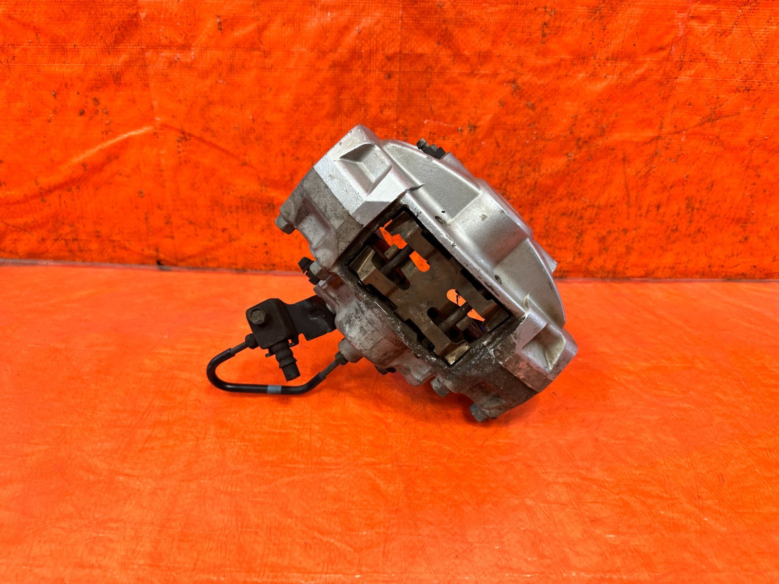 08 15 G37 Q60 14 23 Q50 SPORT   AKEBONO   DRIVER LEFT REAR CALIPER OEM 3292