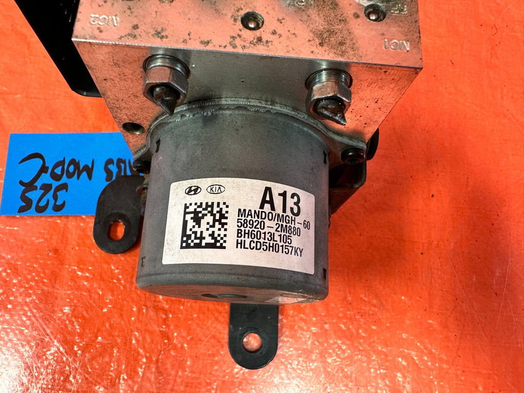 12 14 HYUNDAI GENESIS COUPE BK2 2.0L ABS PUMP ANTI SKID LOCK ACTUATOR VSA 3256
