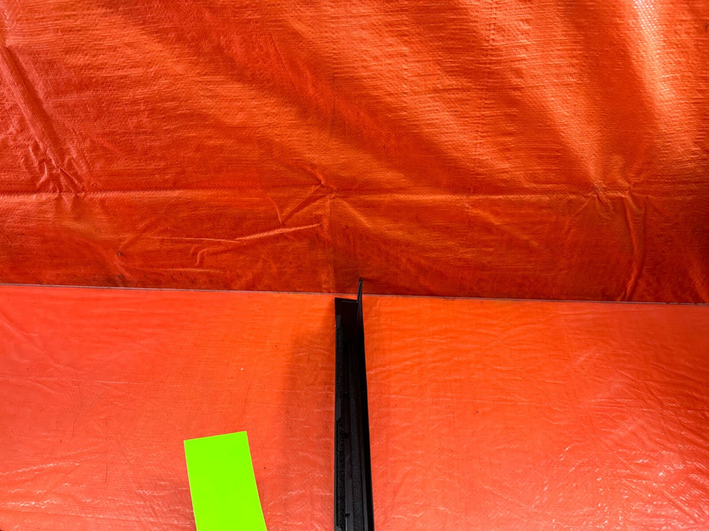 09 12 ACURA TSX PASSENGER RIGHT FRONT   INTERIOR DOOR WINDOW TRIM   OEM #2337