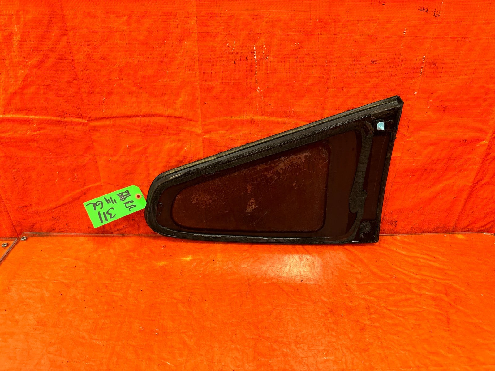 09 15 INFINITI G37 CONVERTIBLE   RIGHT REAR QUARTER VENT GLASS WINDOW OEM #3116