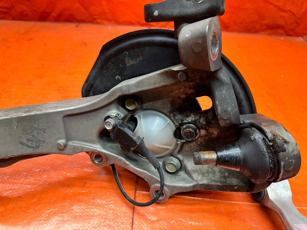 03-08 NISSAN 350Z RIGHT FRONT SPINDLE KNUCKLE HUB CONTROL ARMS OEM #34614