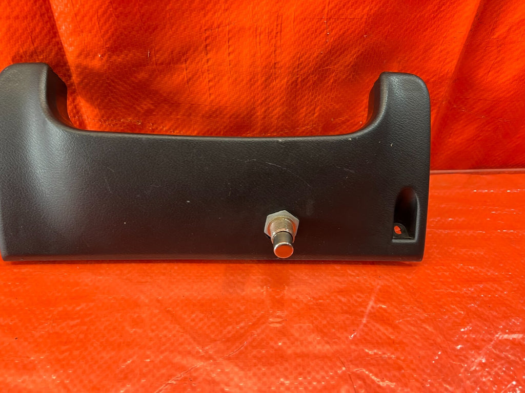 97 01 HONDA PRELUDE   KNEE TRIM UNDER STEERING COLUMN LOWER COVER   OEM #1204
