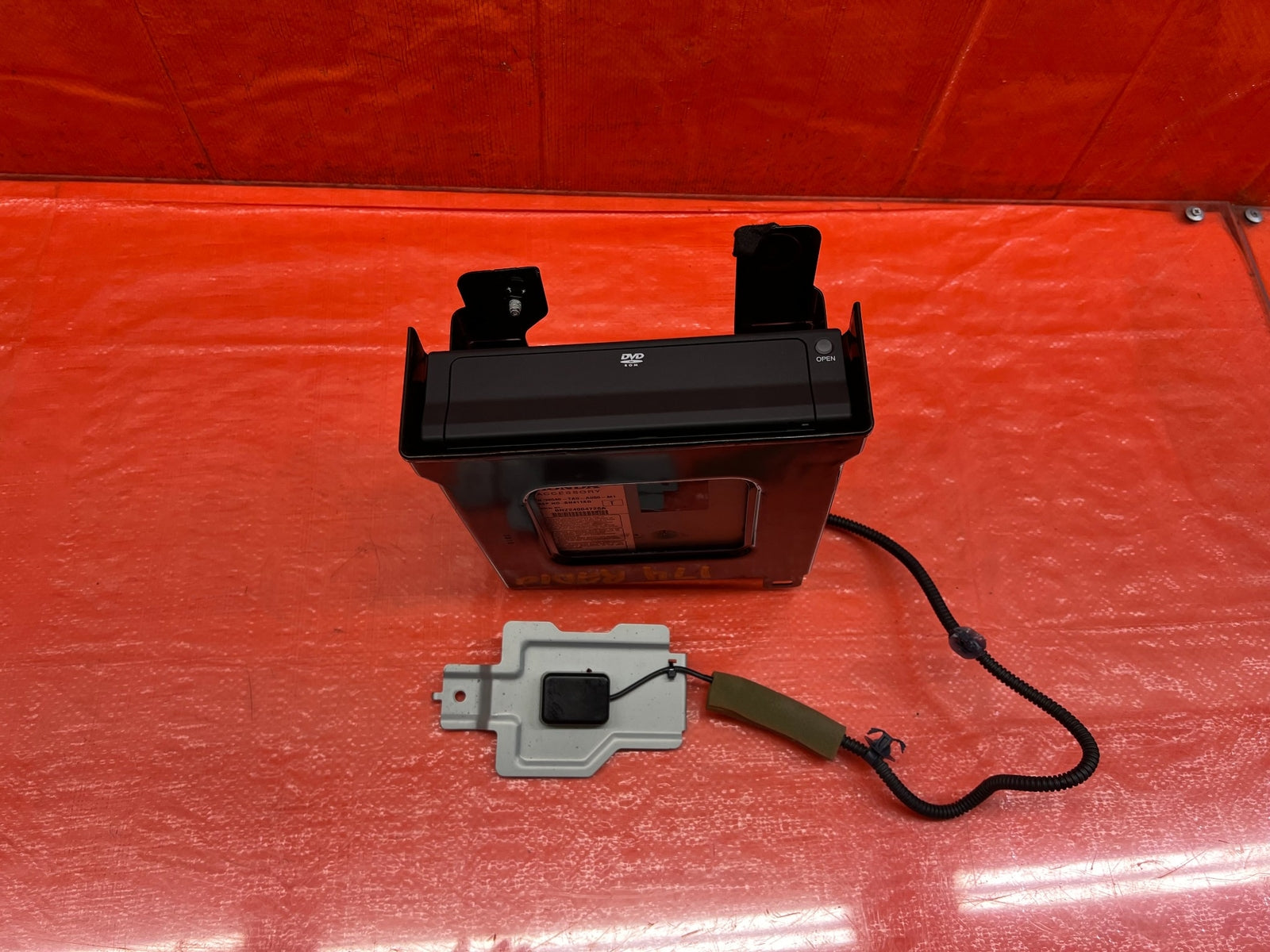 11 12 HONDA ACCORD EX L SEDAN   DVD PLAYER   39540 TA0 A05   OEM FACTORY #1740