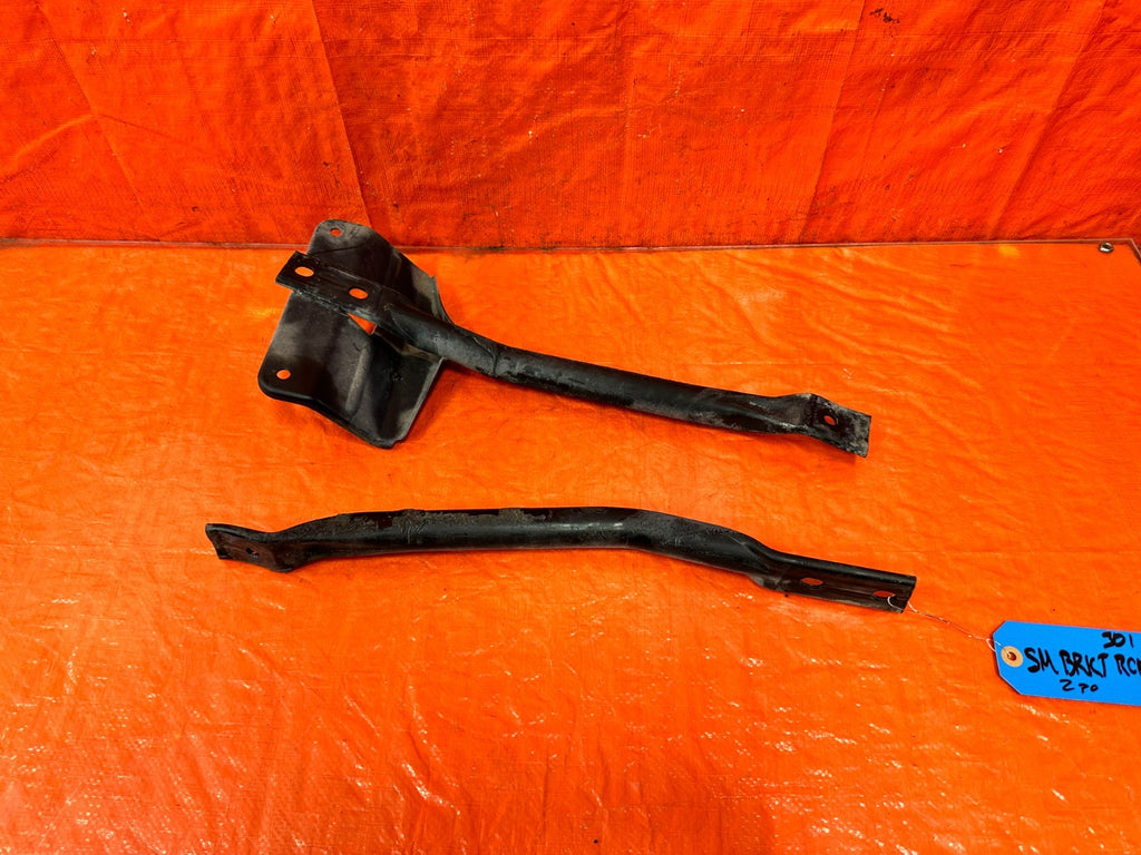 97 01 HONDA CR V CRV   BRACKET SET   OEM #3011