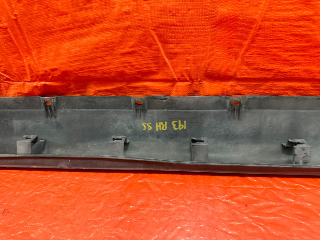 95 98 HONDA ODYSSEY   SIDE SKIRT ROCKER MOLDING TRIM   RIGHT SIDE   OEM #19314