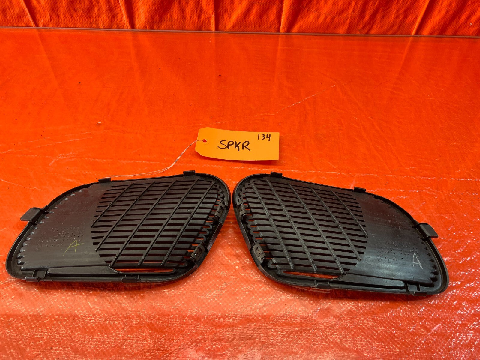 94 01 ACURA INTEGRA 2D REAR SPEAKER COVER TRIM PLASTIC LEFT  RIGHT BLACK OEM 1348