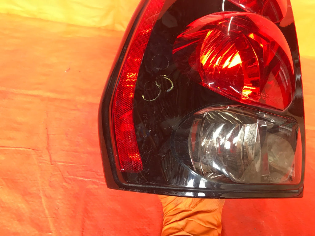 DEPO 2007 2008 2009 CHEVROLET TRAILBLAZER DRIVER LEFT TAIL LIGHT LAMP 07 08 093