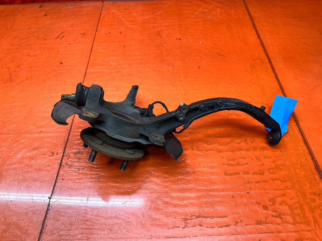 97 01 HONDA PRELUDE 2.2L LEFT DRIVER FRONT KNUCKLE SPINDLE  HUB OEM #3238