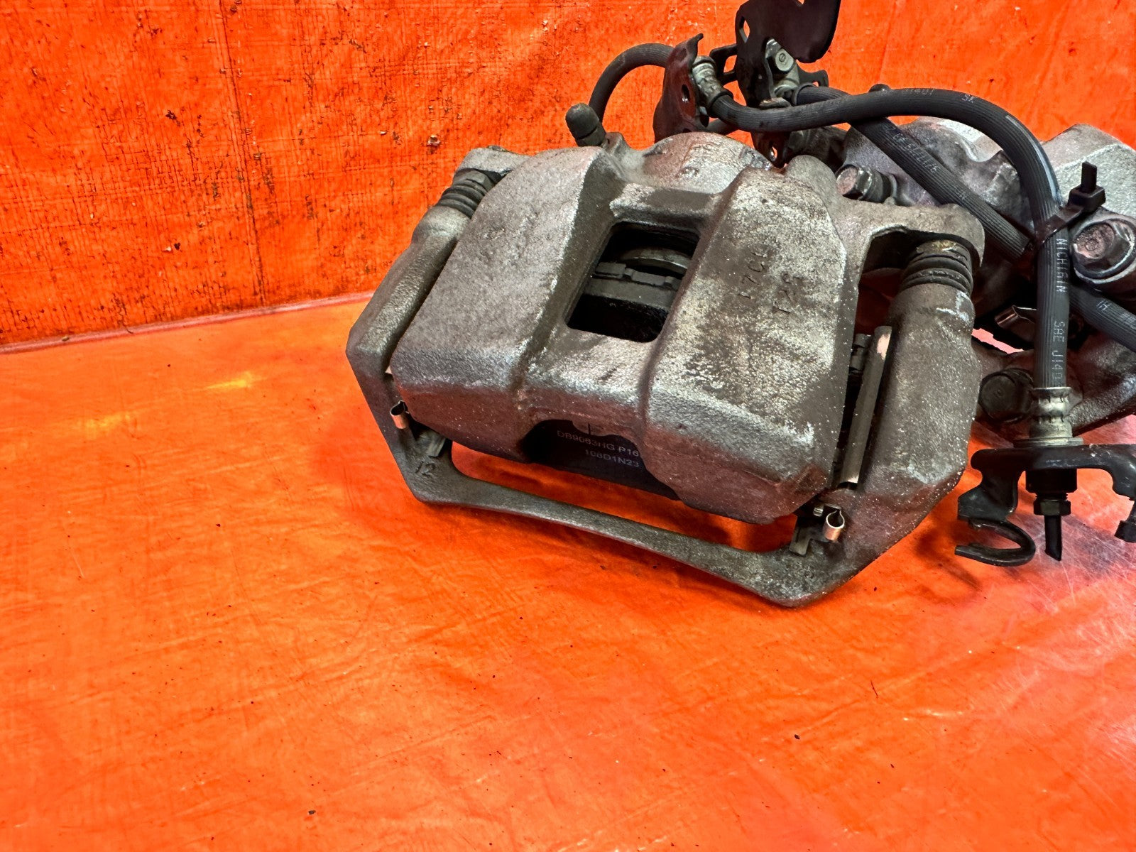 18 22 HONDA ACCORD 1.5L   LEFT AND RIGHT FRONT BRAKE CALIPERS   OEM FACTORY 32412