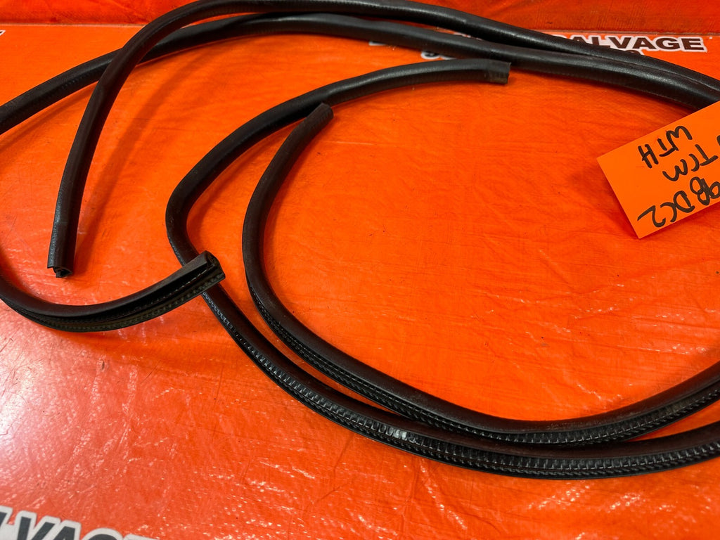 94 01 ACURA INTEGRA 2 DOOR TO CHASSIS WEATHER STRIP OPEN TRIM LEFT RIGHT OEM 98D4
