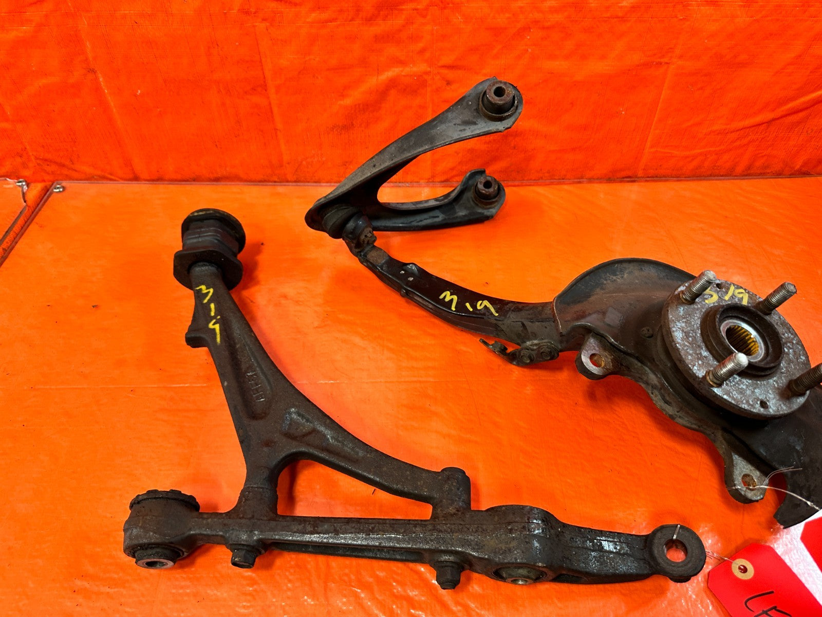 96 00 HONDA CIVIC DRIVER LEFT FRONT SPINDLE KNUCK HUB & CONTROL ARMS   OEM #3196