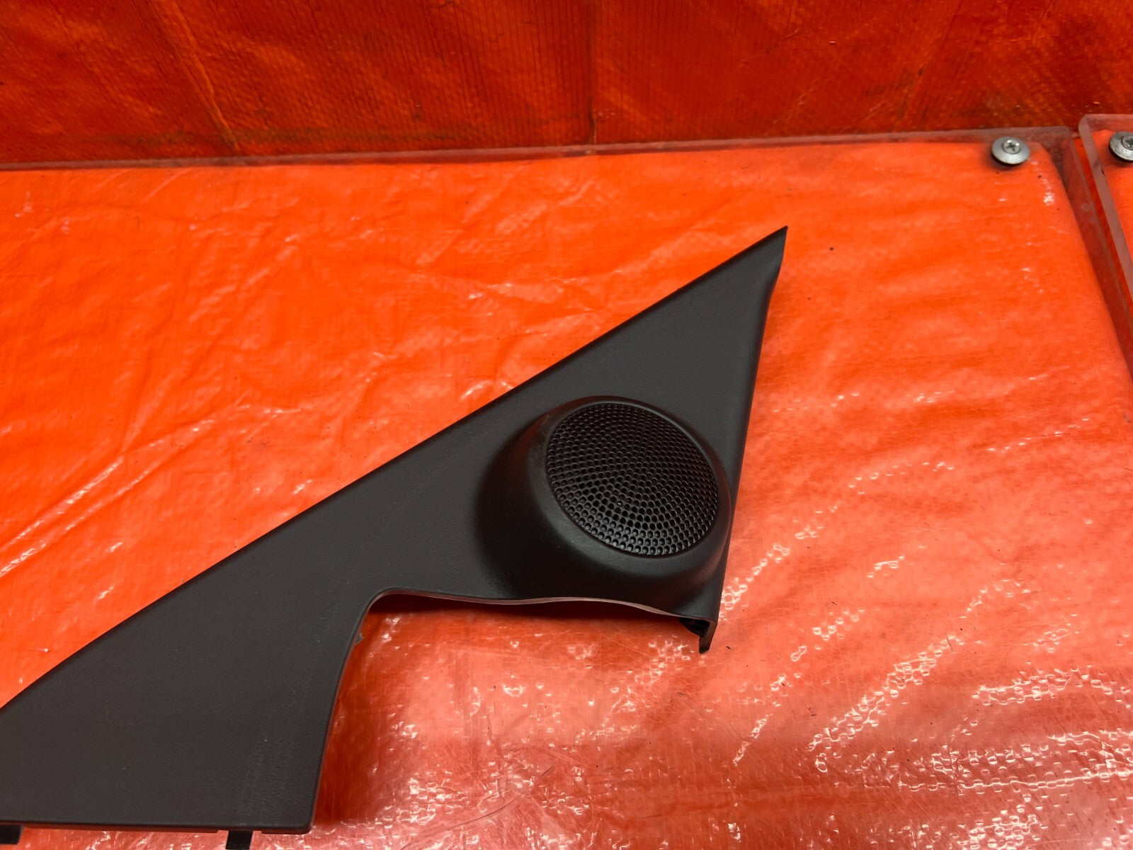 09 14 ACURA TSX   PASSENGER RIGHT DOOR PANEL TWEETER W/ GARNISH TRIM   OEM #1585