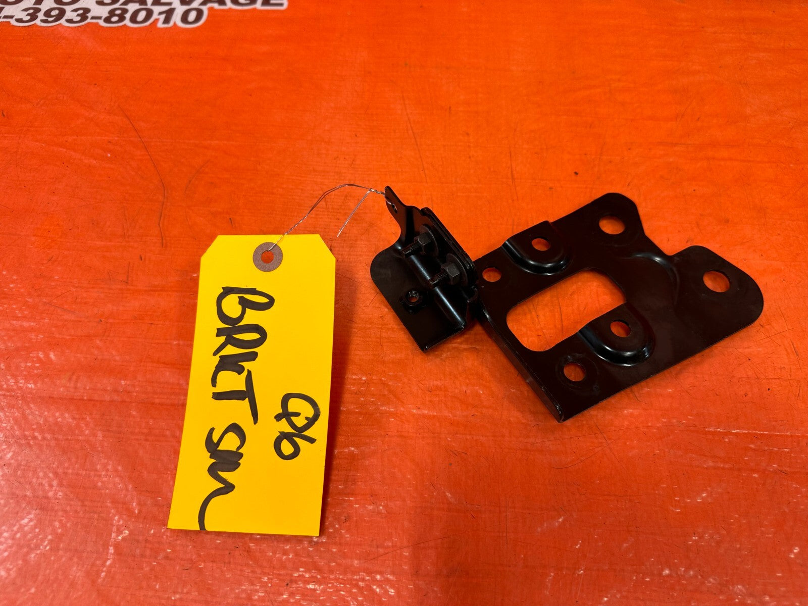 14 20 INFINITI Q50 & 17 20 Q60   HOOD LATCH BRACKET RIGHT   OEM FACTORY OE #Q65