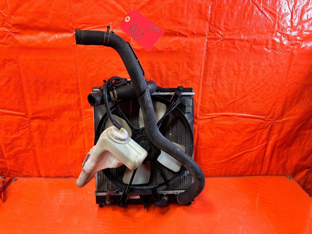 96 00 HONDA CIVIC   RADIATOR   AUTO RANS   FULLY LOADED W/ FAN / HOSES OEM #3190
